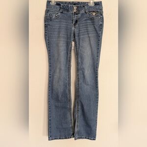 Ariya Jeans Y2K Bootcut Denim 7/8 Western Stitch Low Rise Stretch